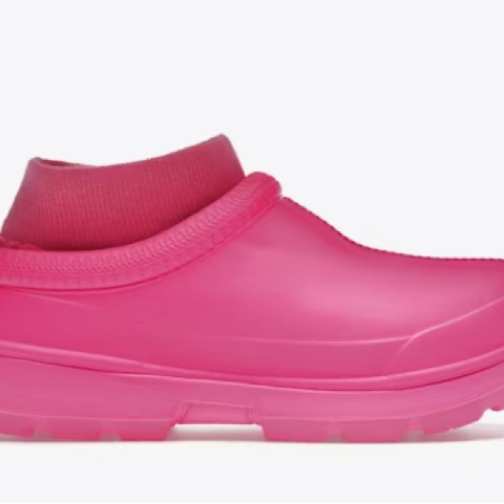 UGG Tasman x Rain Hot Pink Rain Clog